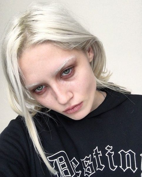 Tired girl makeup-ιδέες- Tired girl makeup-ιδέες-