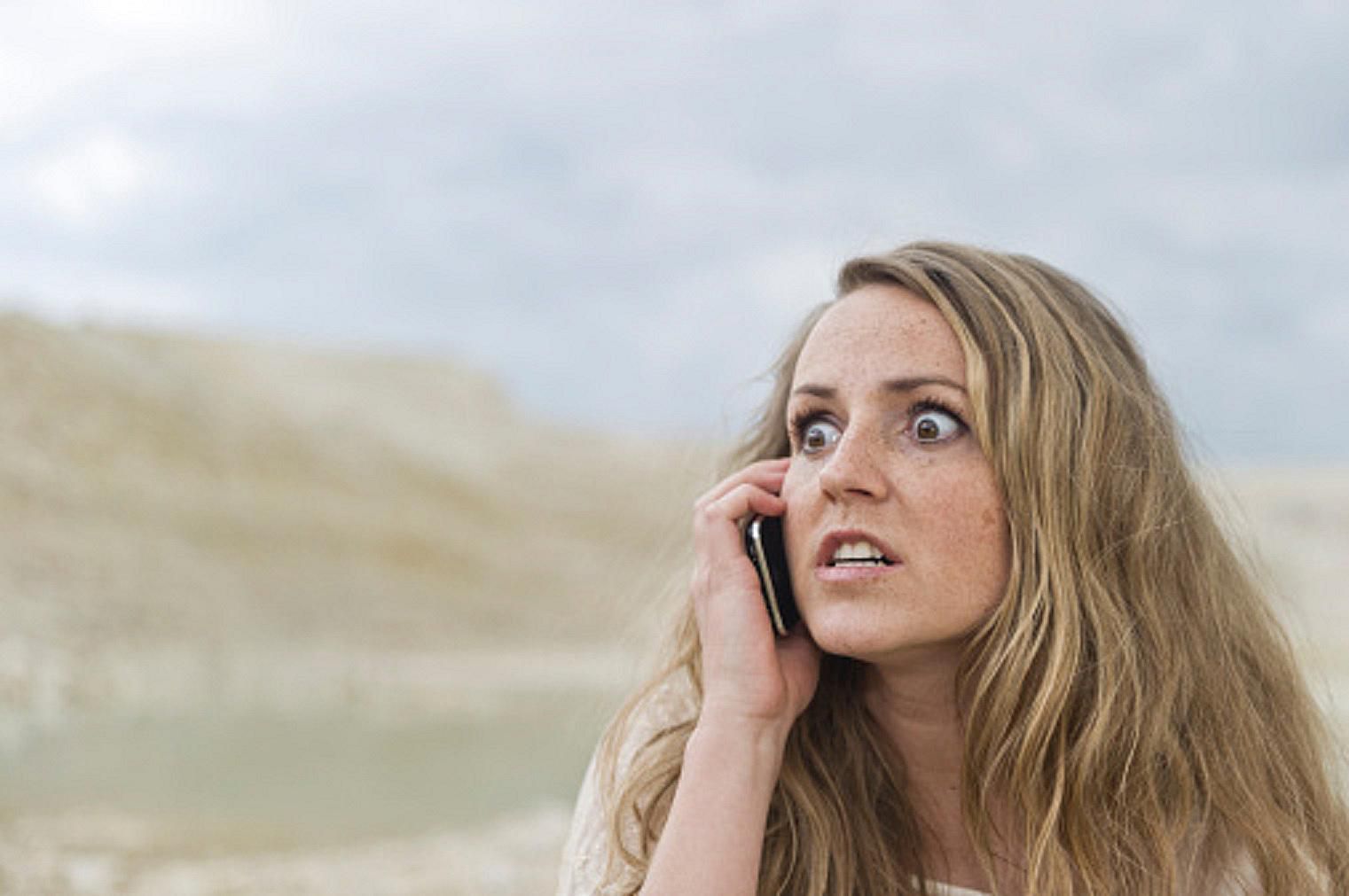 Ο αδερφός του άντρα μου τον παρασέρνει συνεχώς σε ξενύχτια και θέλω να ξεκόψουν