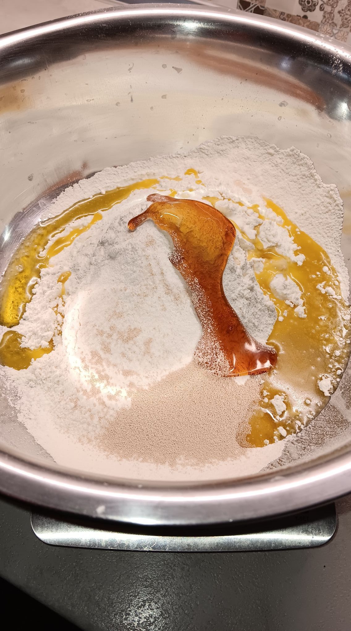 Αφράτο ελιόψωμο για το lunchbox του σχολείου