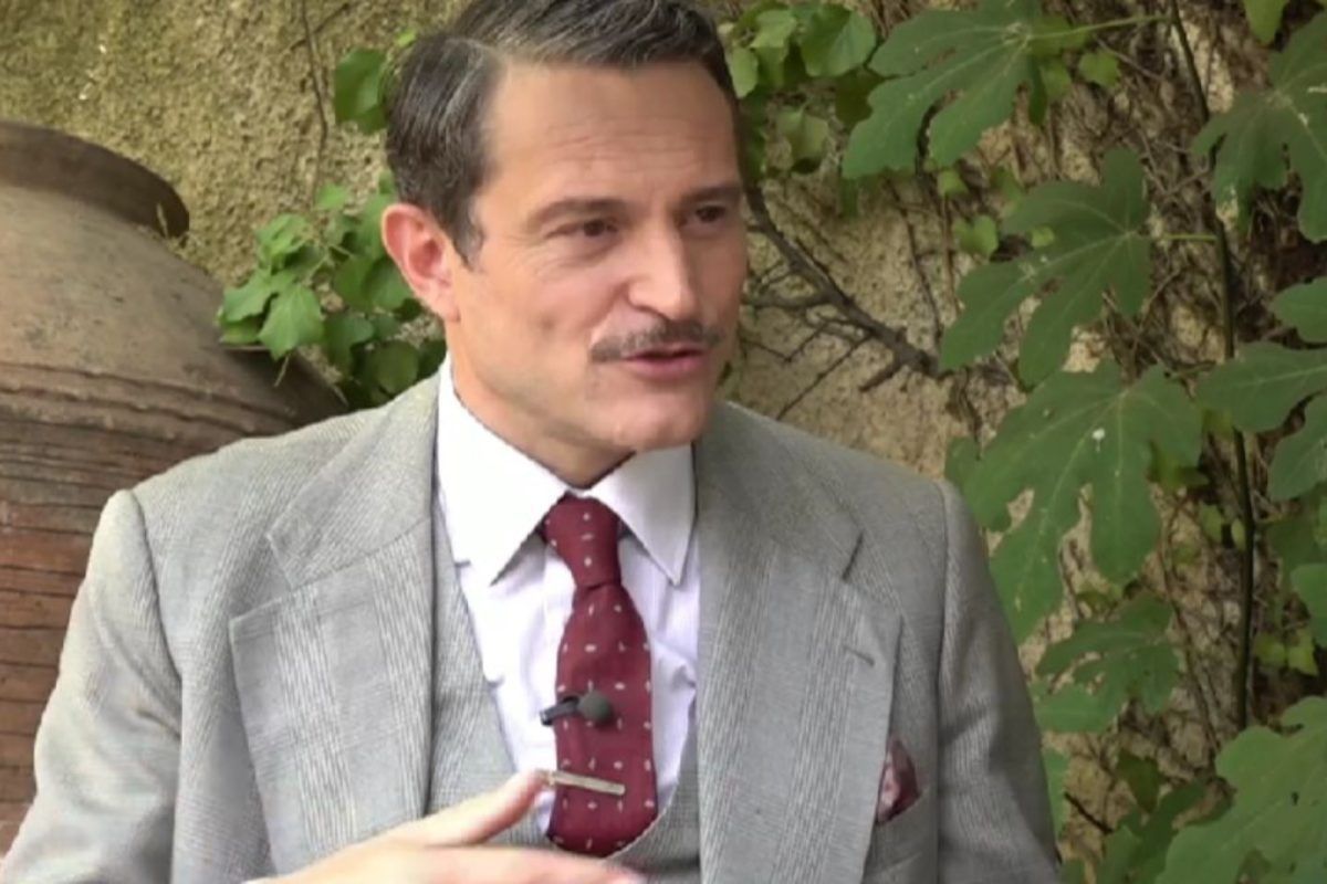 Άγιος Έρωτας: Ο Αντρέας πνίγεται στις τύψεις του για την ενοχή της Χριστίνας