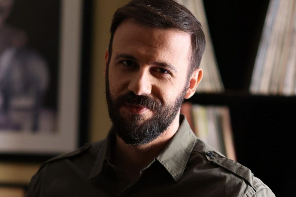 Άγιος Έρωτας: Ο Γιάννος πηγαίνει στην αστυνομία και καταγγέλει Χλόη και Αργύρη