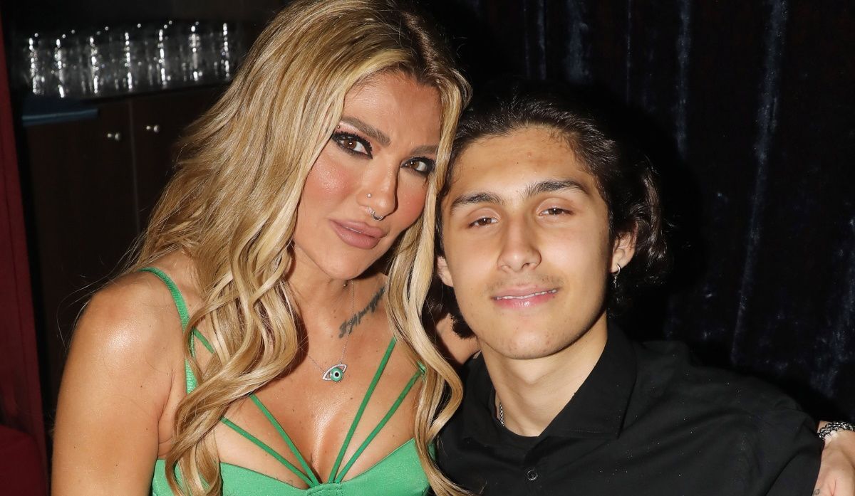 Αγγελική Ηλιάδη: Στο νοσοκομείο ο γιος της