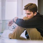 Ο ανιψιός μου έχει κατάθλιψη και η αδερφή μου βρίσκεται σε άρνηση και δεν τον βοηθά