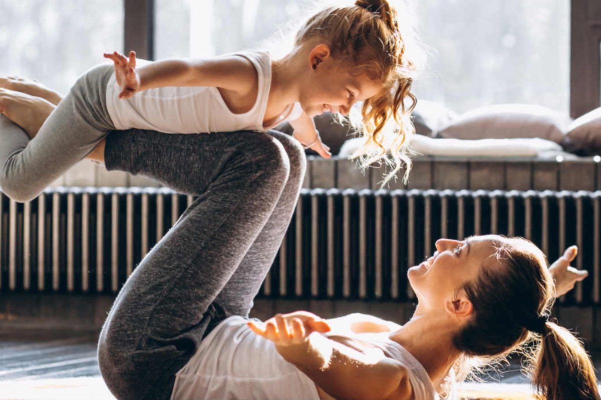 Ασκήσεις για Γονείς με Λίγο Χρόνο – 10 Λεπτά Χωρίς Γυμναστήριο