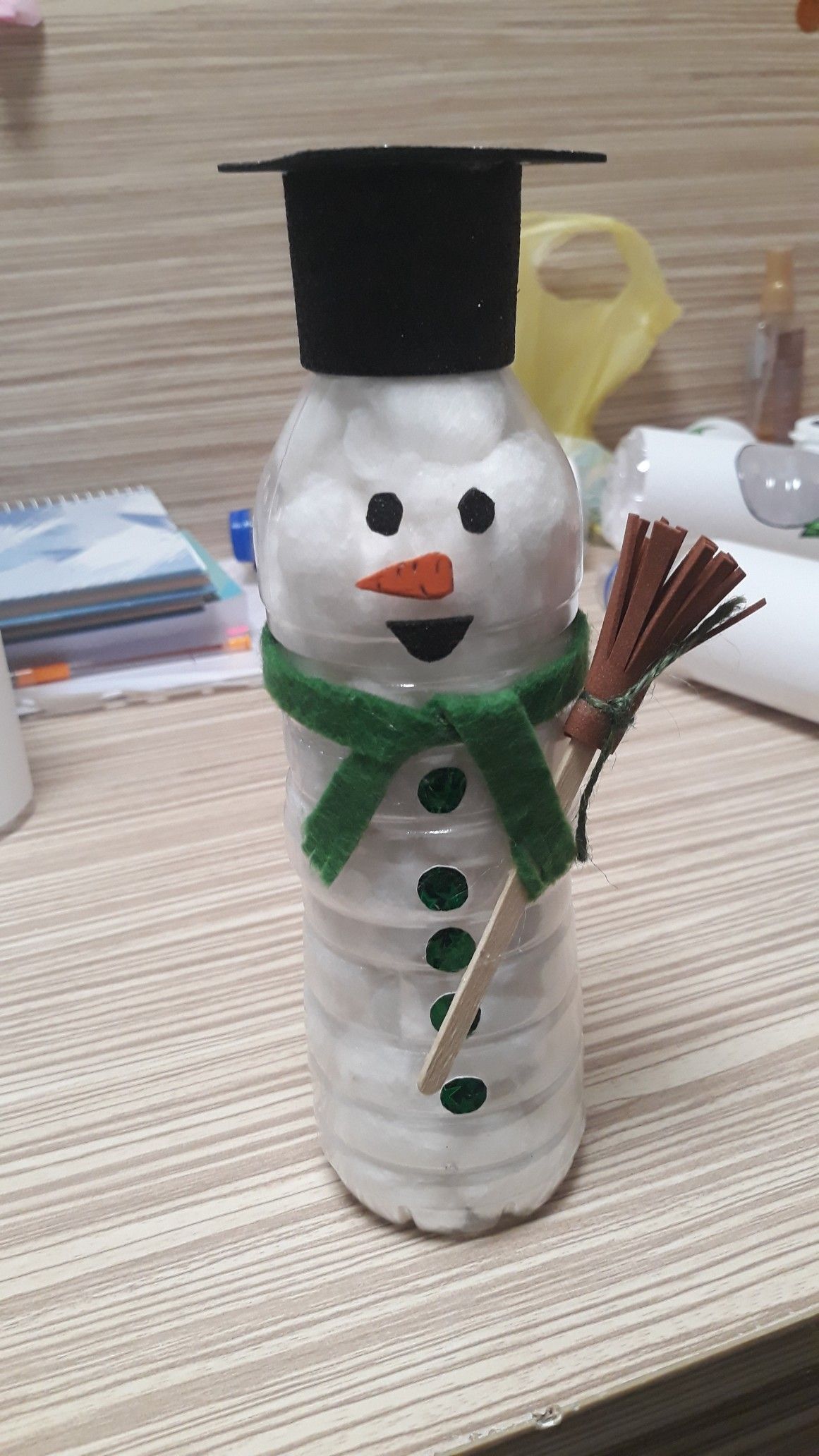 χιονάνθρωπος-από-πλαστικό μπουκάλι-