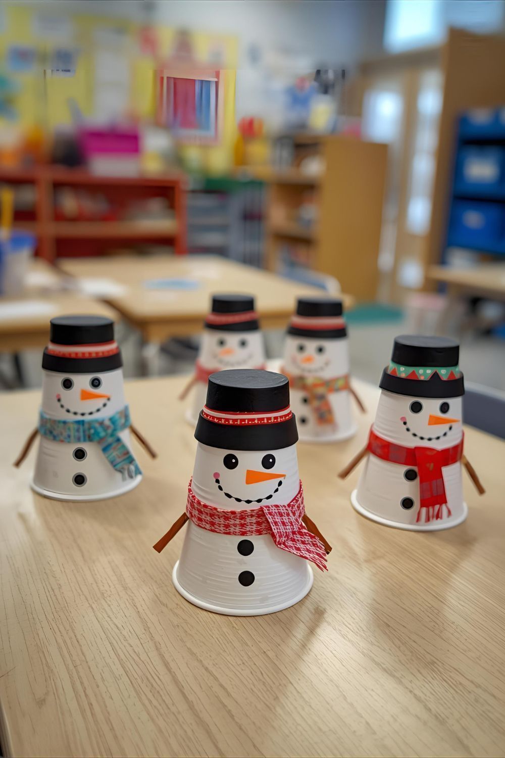 χιονάνθρωποι-από-πλαστικά ποτηράκια-