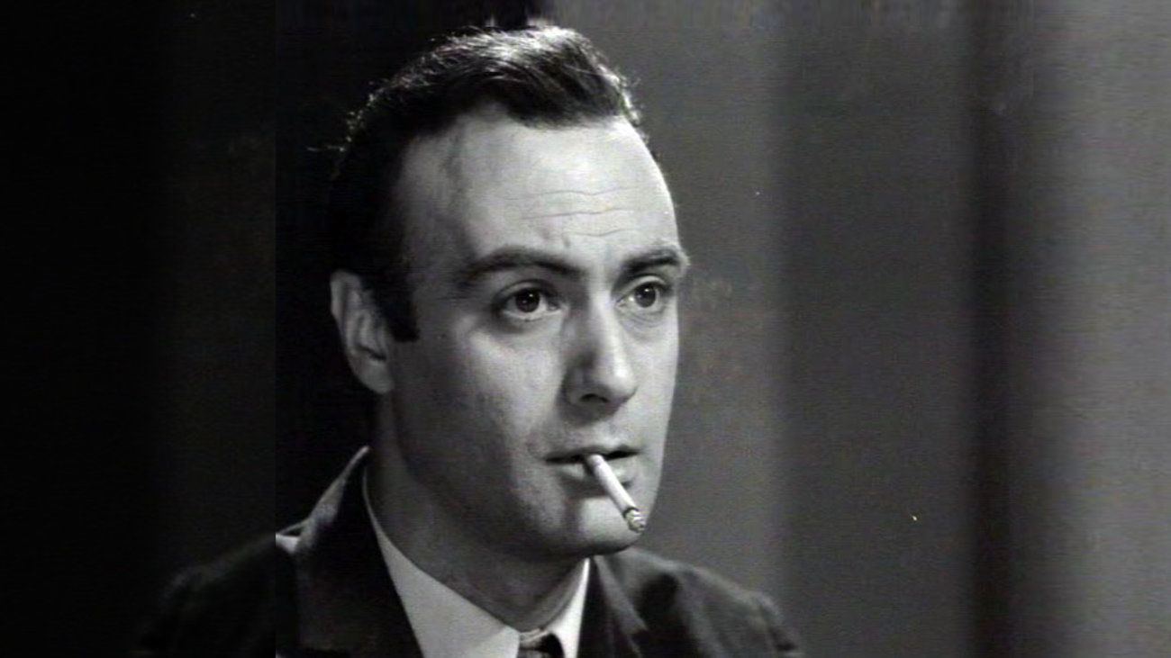 Ο Έλληνας ζεν πρεμιέ του Ελληνικού κινηματογράφου που φορούσε περούκες και η μάνα του τον έντυνε με φουστάνια