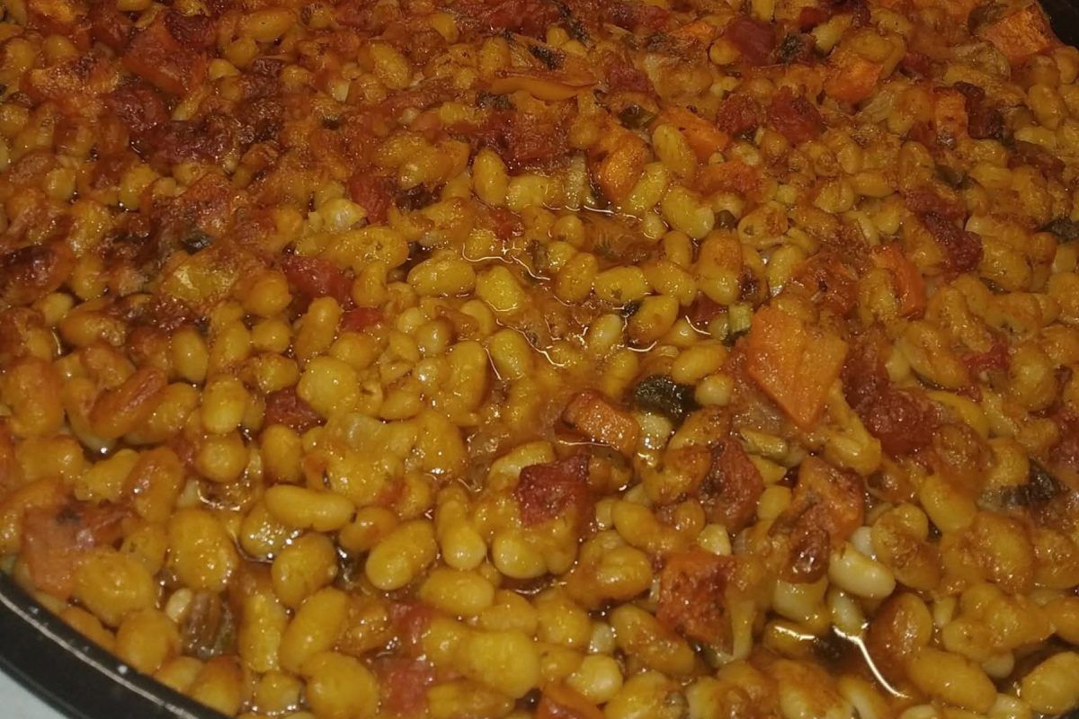 Φασολάδα στο ταψί