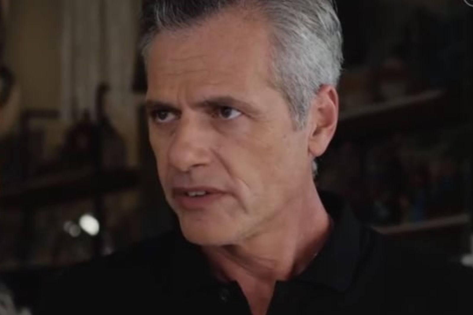 Η Γη της Ελιάς-Αντώνης