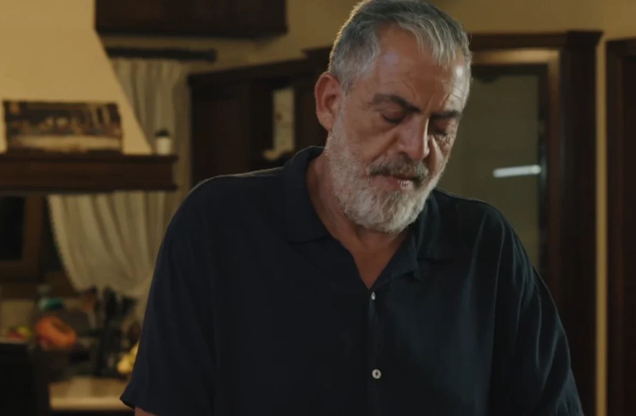 Η Γη της Ελιάς-Δημοσθένης Η Γη της Ελιάς-Δημοσθένης