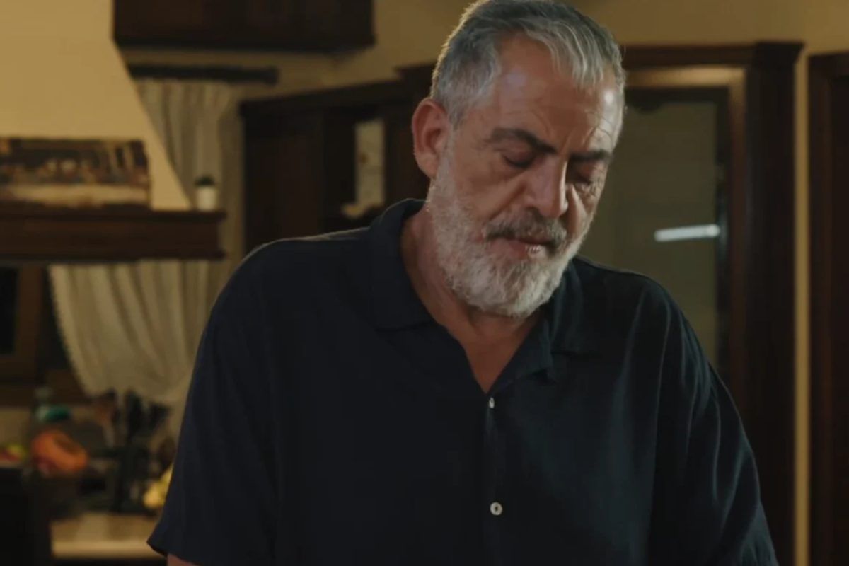 Η Γη της Ελιάς: Ο Δημοσθένης χάνει και τον δεύτερο γιο του