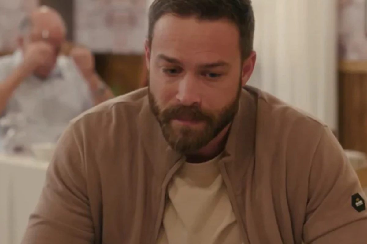 Η Γη της Ελιας : Ο Μιχάλης ξεσκεπάζει την Μαρουσώ