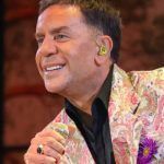 Γιώργος Μαζωνάκης: Τελείως ακομπλεξάριστος ποζάρει γυμνός στο μπάνιο του και ρίχνει το Instagram (Φωτογραφία)