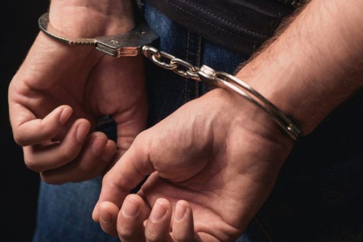 χειροπέδες-