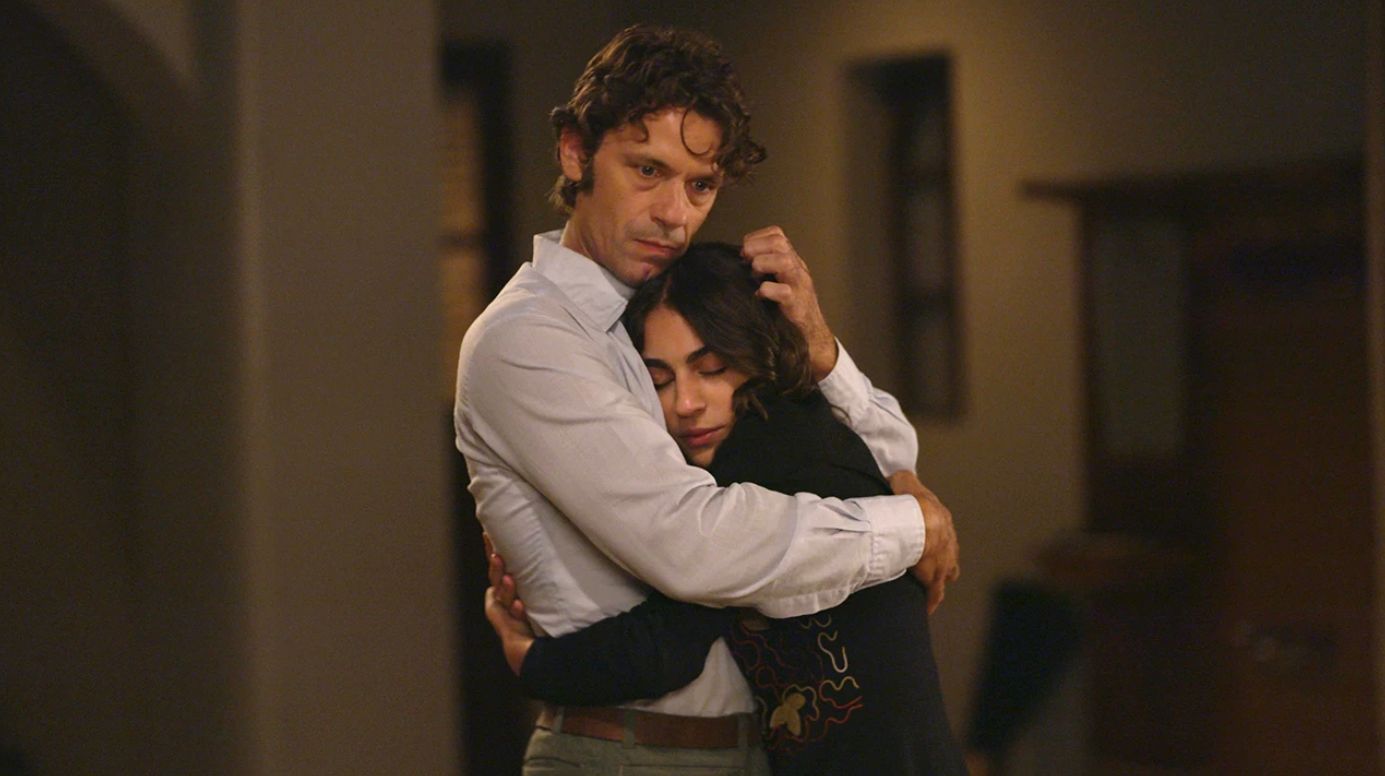 Ηλέκτρα-Παύλος-Νεφέλη