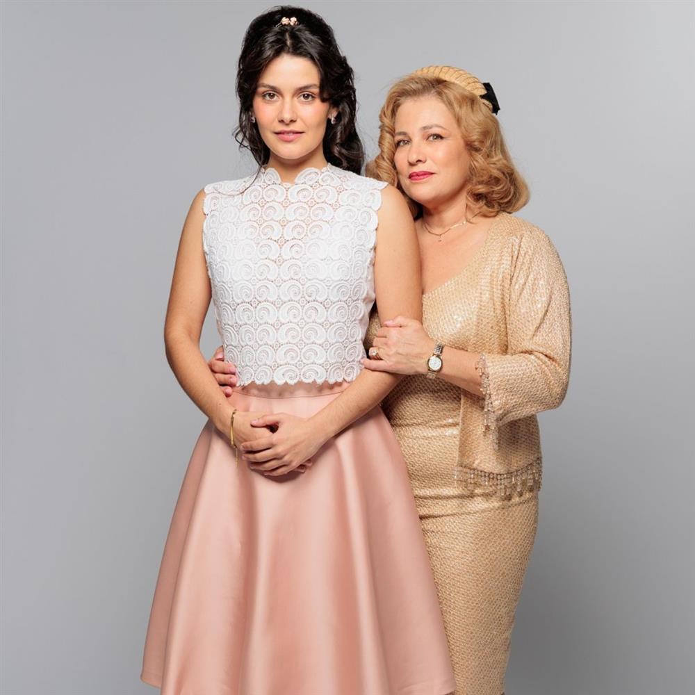 Το-σπίτι-δίπλα-στο-ποτάμι-Άννα-Μαγδαληνή Το-σπίτι-δίπλα-στο-ποτάμι-Άννα-Μαγδαληνή