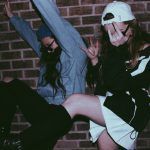 Η κόρη μου μπήκε στην εφηβεία και κάθε μέρα νιώθω ότι απομακρυνόμαστε όλο και πιο πολύ