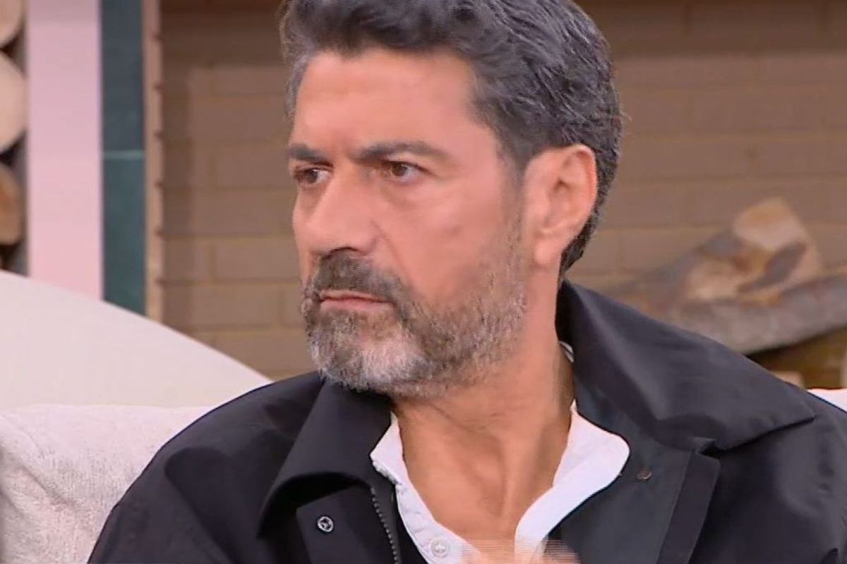 Κώστας Φαλελάκης: «Μεγάλωσα χωρίς ρεύμα και νερό» - Η συγκινητική του εξομολόγηση για τα φτωχικά παιδικά του χρόνια