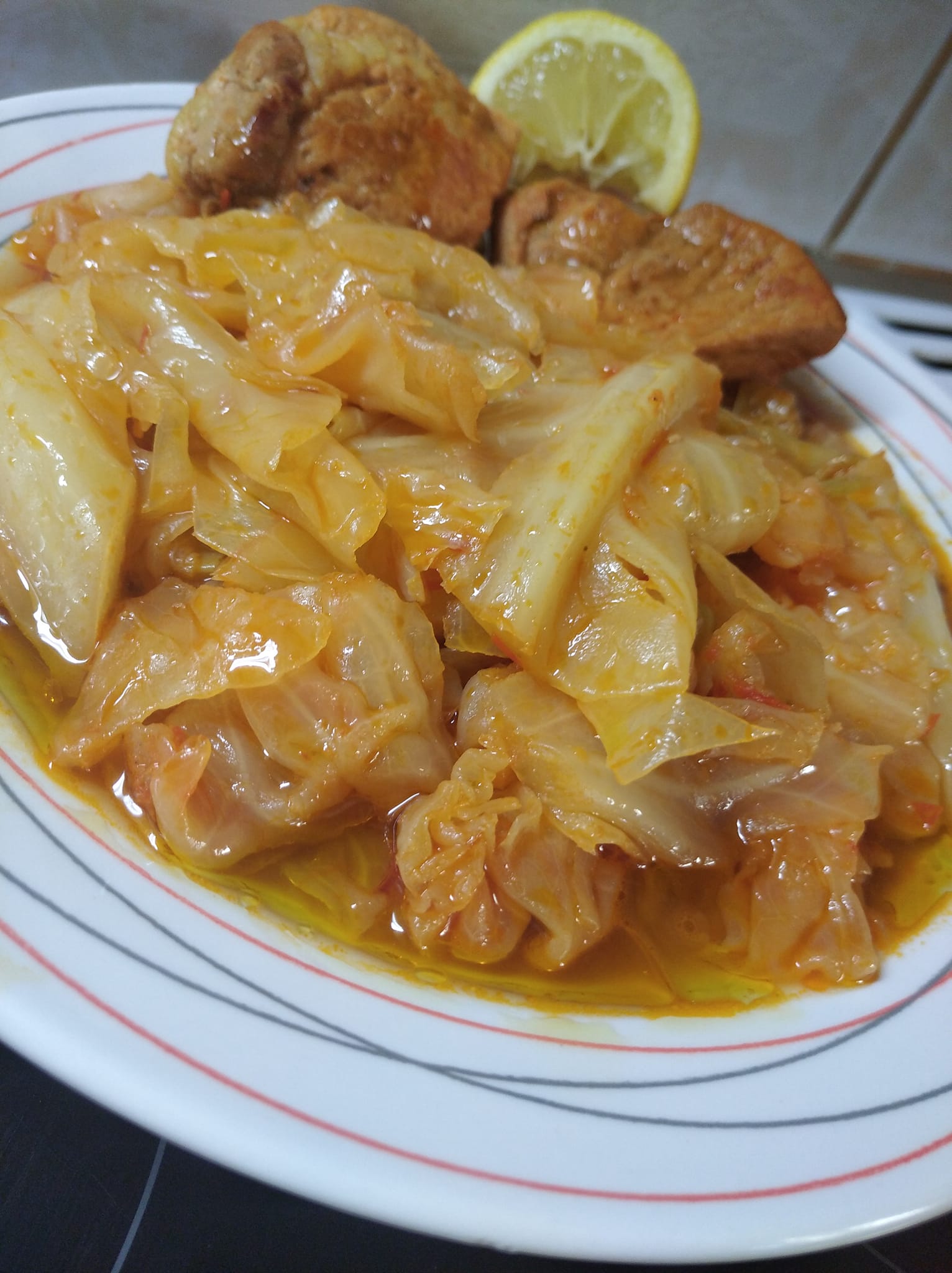 Λάχανο με κρέας χοιρινό: Ένα νόστιμο χειμωνιάτικο φαγητό