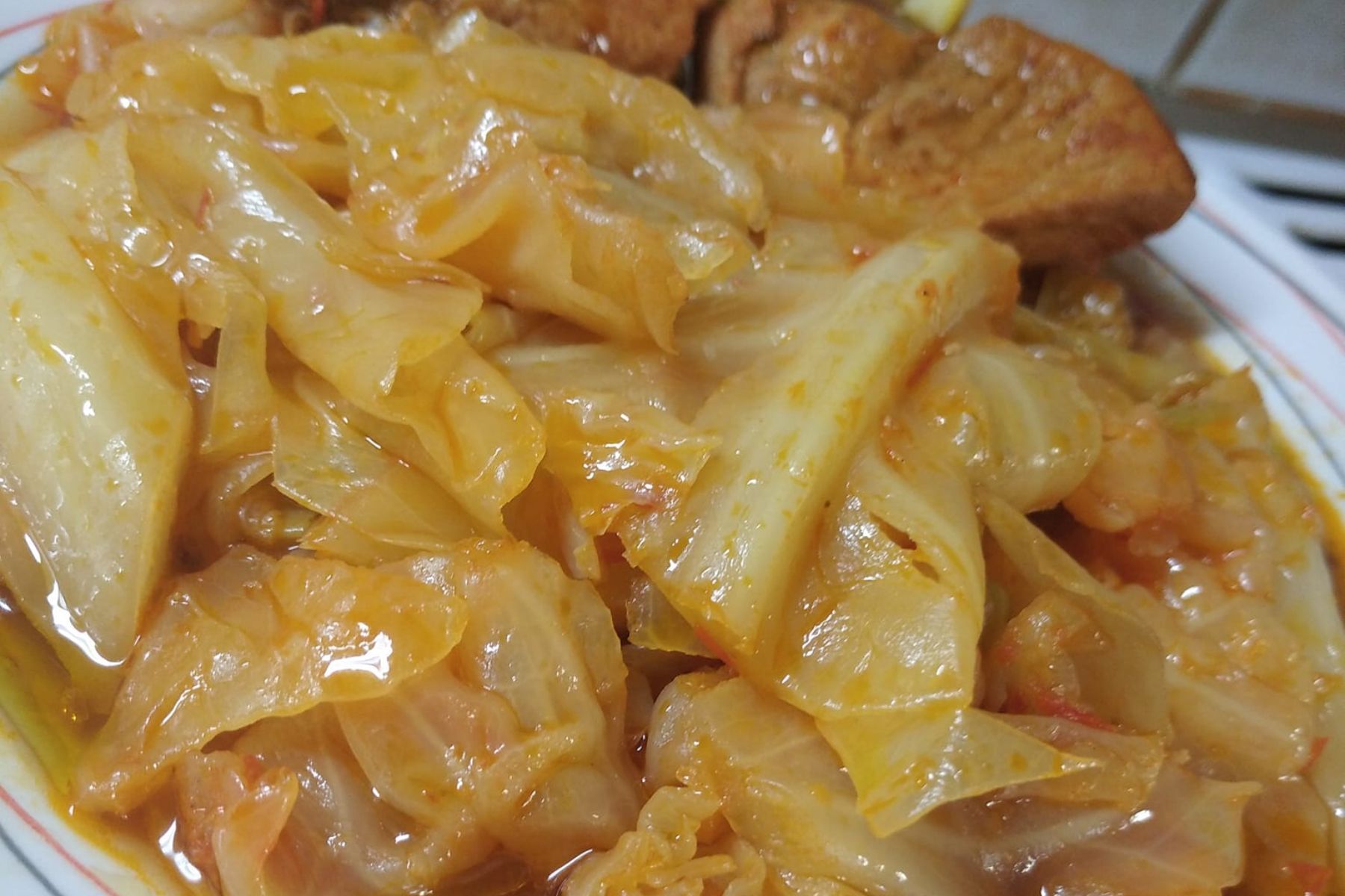 Λάχανο με κρέας χοιρινό: Ένα νόστιμο χειμωνιάτικο φαγητό