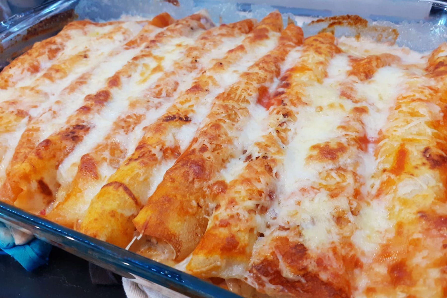 Λαχταριστές κρέπες φούρνου με το κοτόπουλο που περίσσεψε