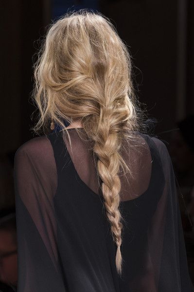 Μαλλιά Νοεμβρίου 2025: Μοντέρνα χτενίσματα και κουρέματα για κάθε γυναίκα