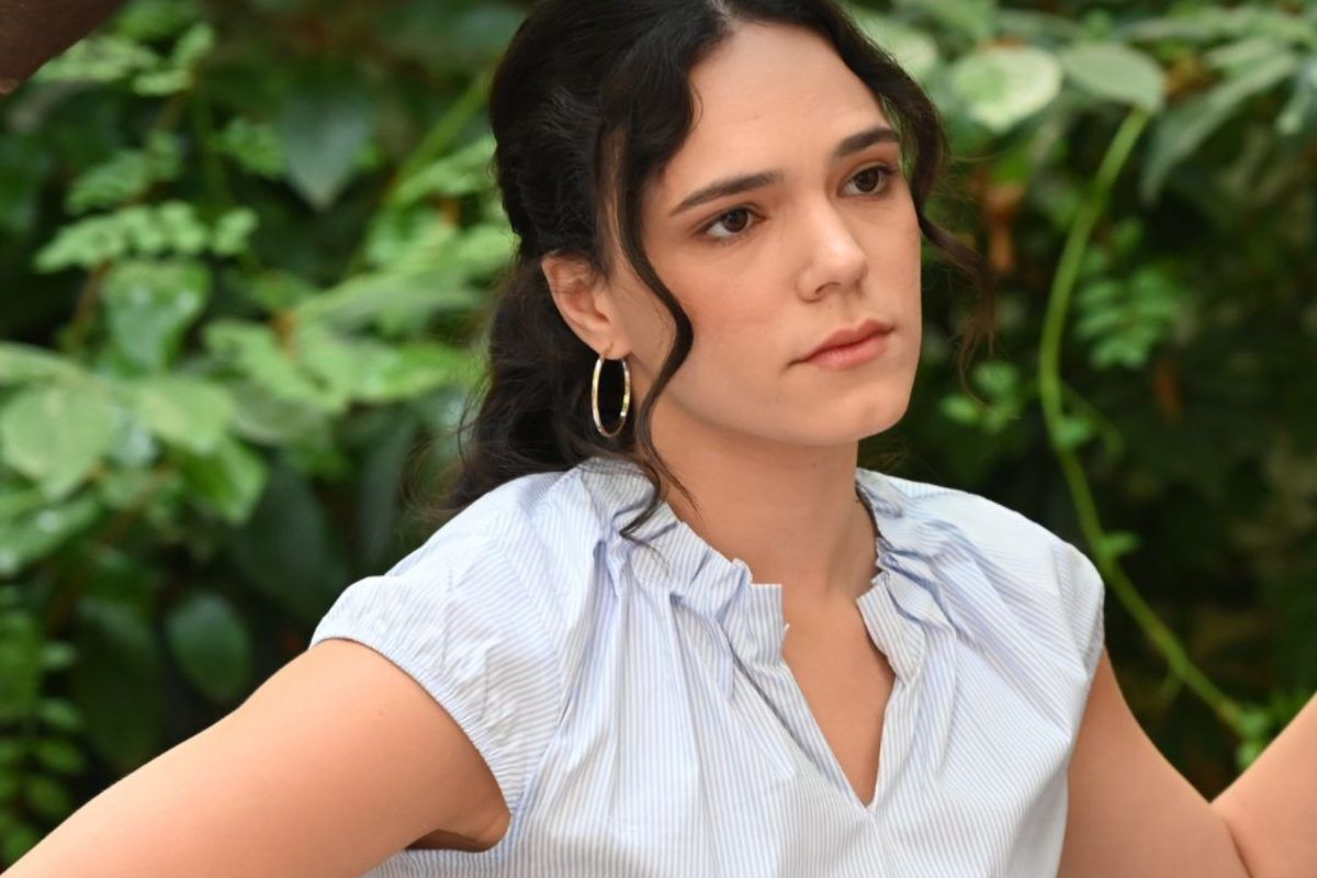 Να μ' αγαπάς: Η Φωτεινή κατηγορείται για κλοπή