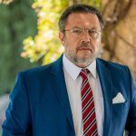 Να μ' αγαπάς: Μαφιόζοι κάνουν επίθεση στο σπίτι του Καλλιγά