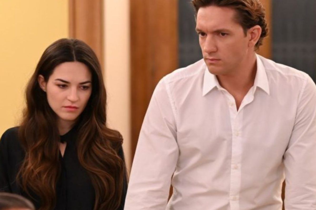 Να μ’αγαπάς: Η Άννα τρέχει σα τρελή στους δρόμους με το νυφικό