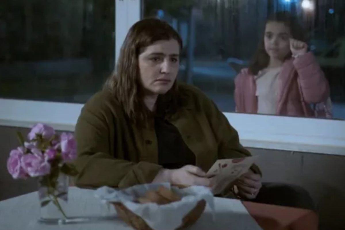 Να με λες Μαμά : Oι σχέσεις της με όλους διαλύονται μέσα σε μια στιγμή