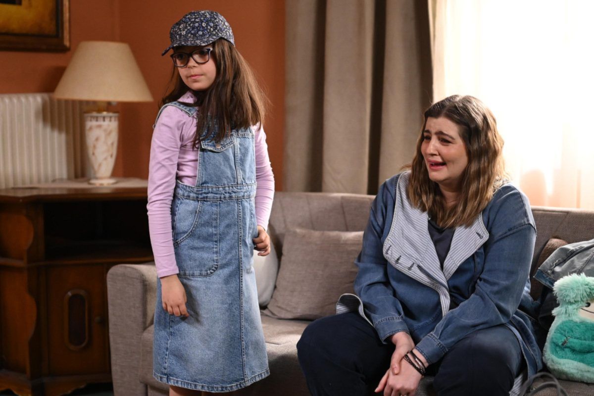 Να Με λες Μαμά : Η Χρύσα στα ίχνη Ξένιας και Ιωάννας