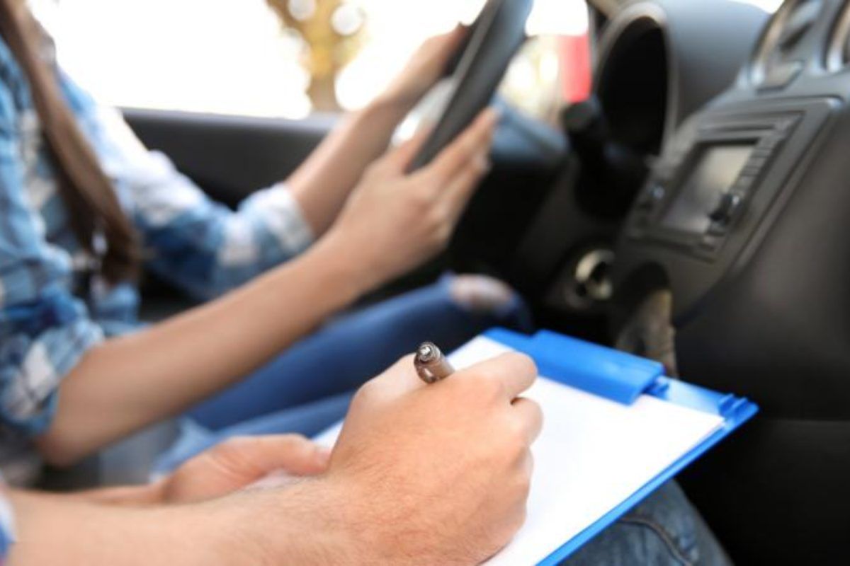 Νέο σύστημα στο δίπλωμα οδήγησης: Τι πρέπει να γνωρίζουν οι υποψήφιοι για τις εξετάσεις