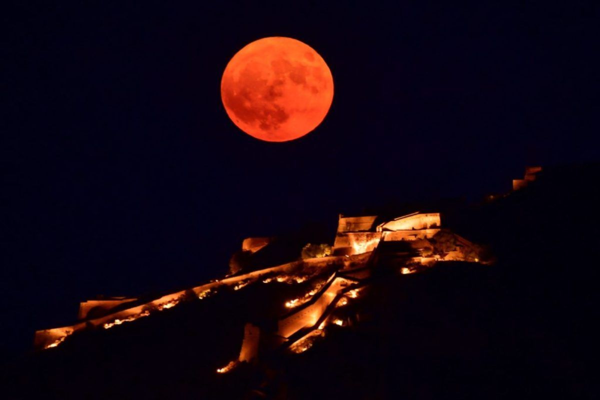 Οι ημερομηνίες των Πανσελήνων για το 2026 και τα ζώδια που θα επηρεαστούν