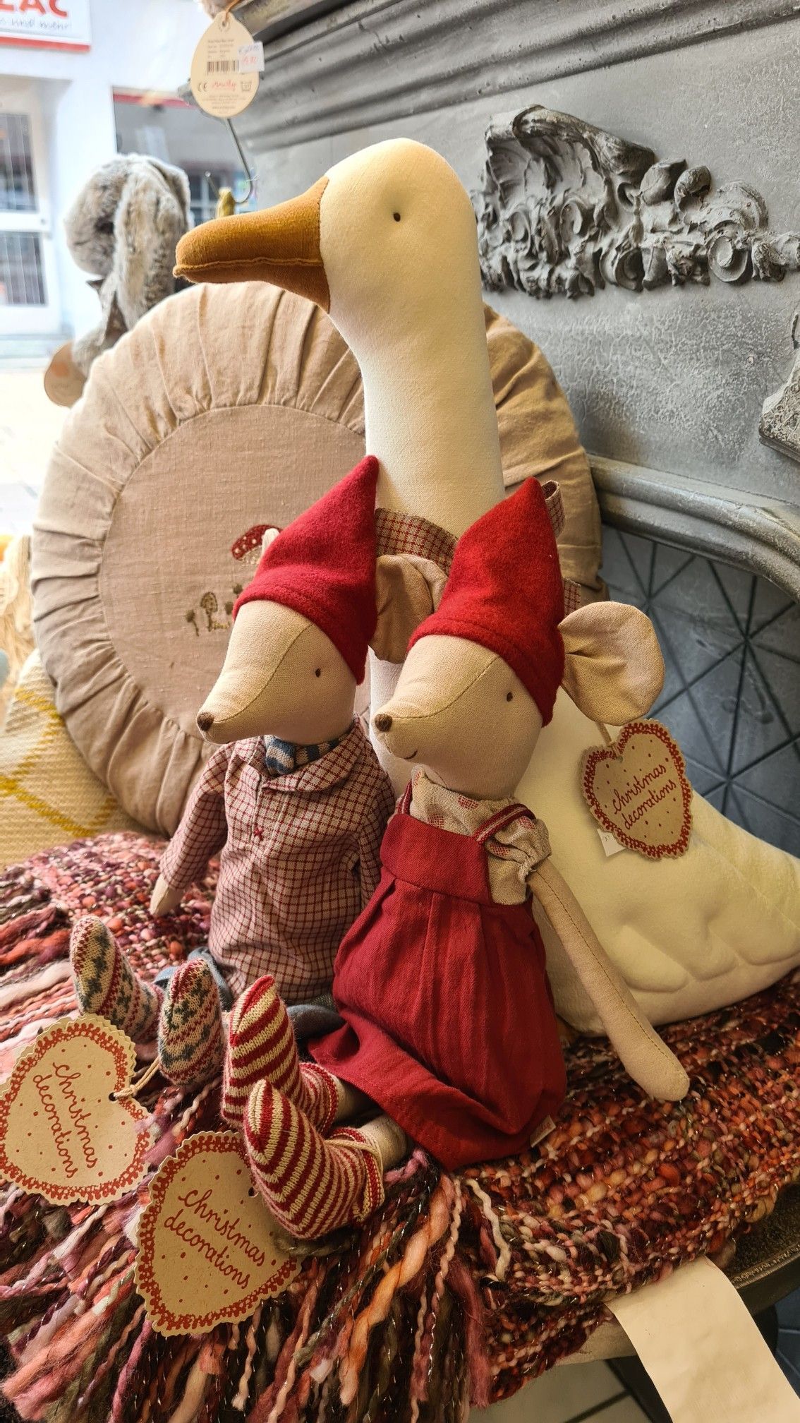 Οι τάσεις στη Χριστουγεννιάτικη διακόσμηση 2025 - 2026: Χρώματα και ιδέες