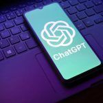 Περιεχόμενο για ενηλίκους στο ChatGPT: Θα μπορούν όντως οι άνθρωποι να κάνουν σχέση με ρομπότ;