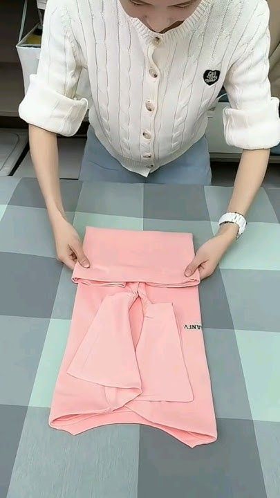 δίπλωμα-μπλούζας- δίπλωμα-μπλούζας-