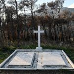 Σοκ: 74χρονος έστησε τη κηδεία του και στο τέλος σηκώθηκε από τον τάφο και τους τρόμαξε όλους