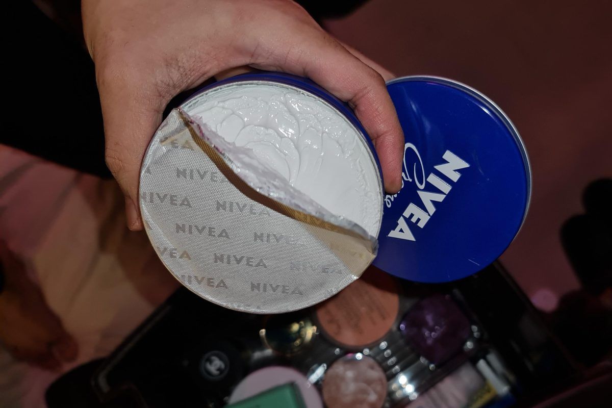 Σπιτική μάσκα προσώπου με Nivea και ρύζι που θα κάνει το δέρμα σου λαμπερό και πορσελάνινο