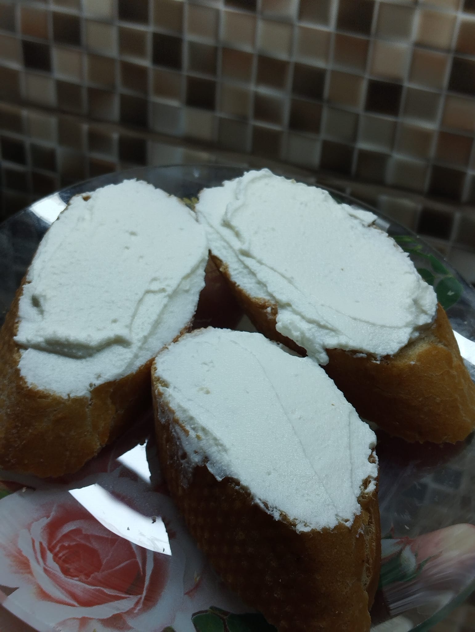 Σπιτικό τυρί κρέμα: Η εύκολη συνταγή