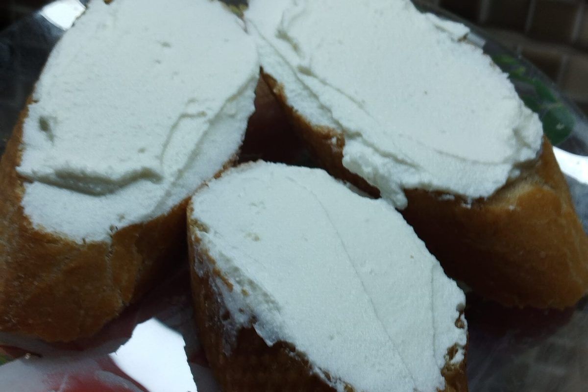 Σπιτικό τυρί κρέμα: Η εύκολη συνταγή