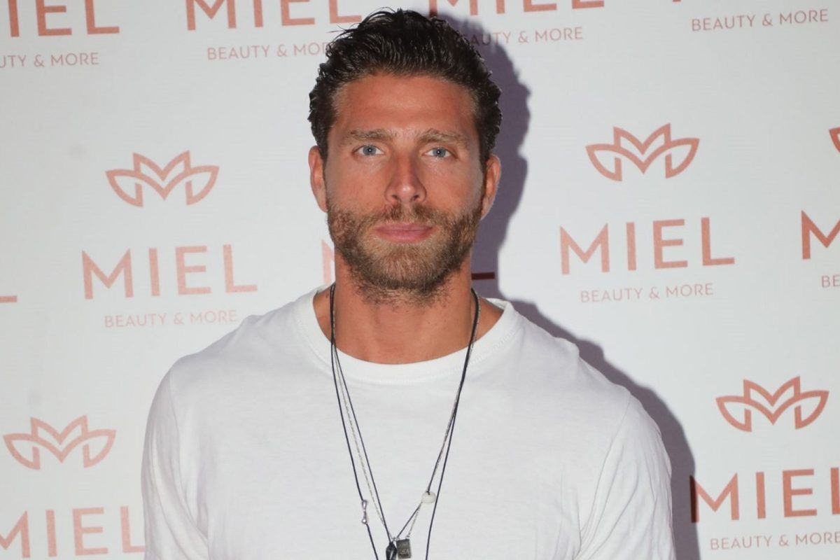 Στο χειρουργείο εσπευσμένα ο Γιώργος Μανίκας - Η φωτογραφία που μας ανησύχησε