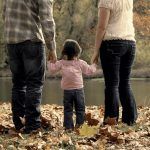 Τα παιδιά τελικά παίρνουν την εξυπνάδα από την μαμά ή τον μπαμπά; - Η επιστήμη απαντά στο αιώνιο ερώτημα