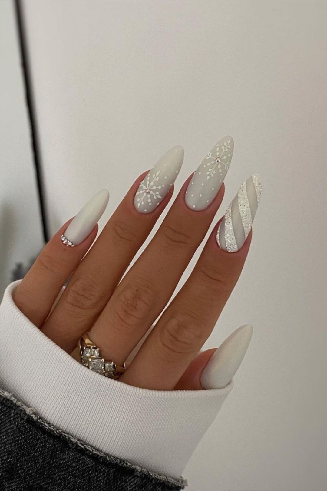 τασεις χριστουγεννα νυχια