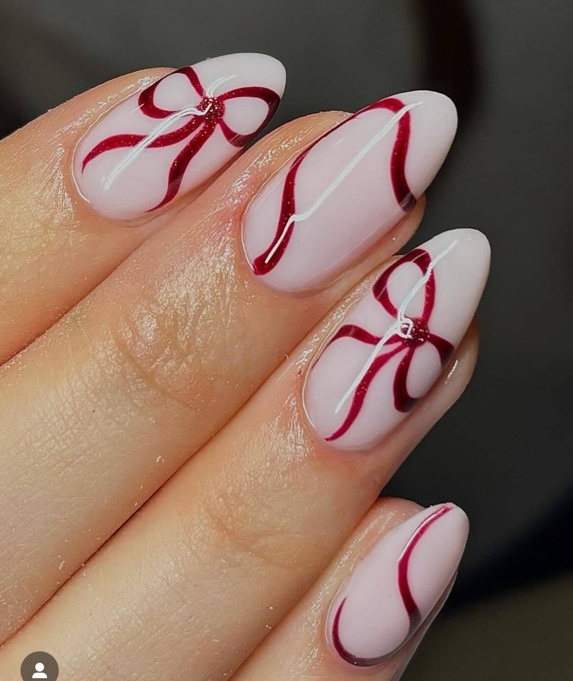 τασεις χριστουγεννα νυχια