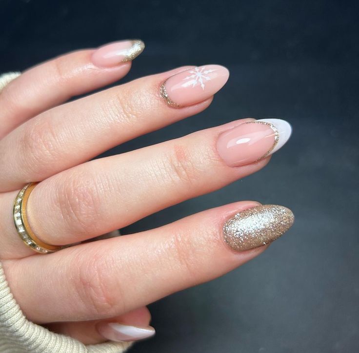 τασεις χριστουγεννα νυχια