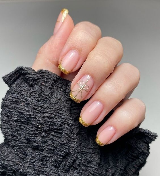 τασεις χριστουγεννα νυχια