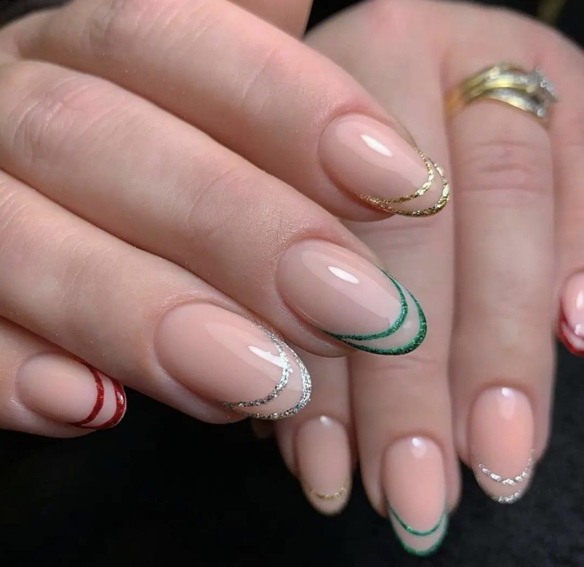 τασεις χριστουγεννα νυχια