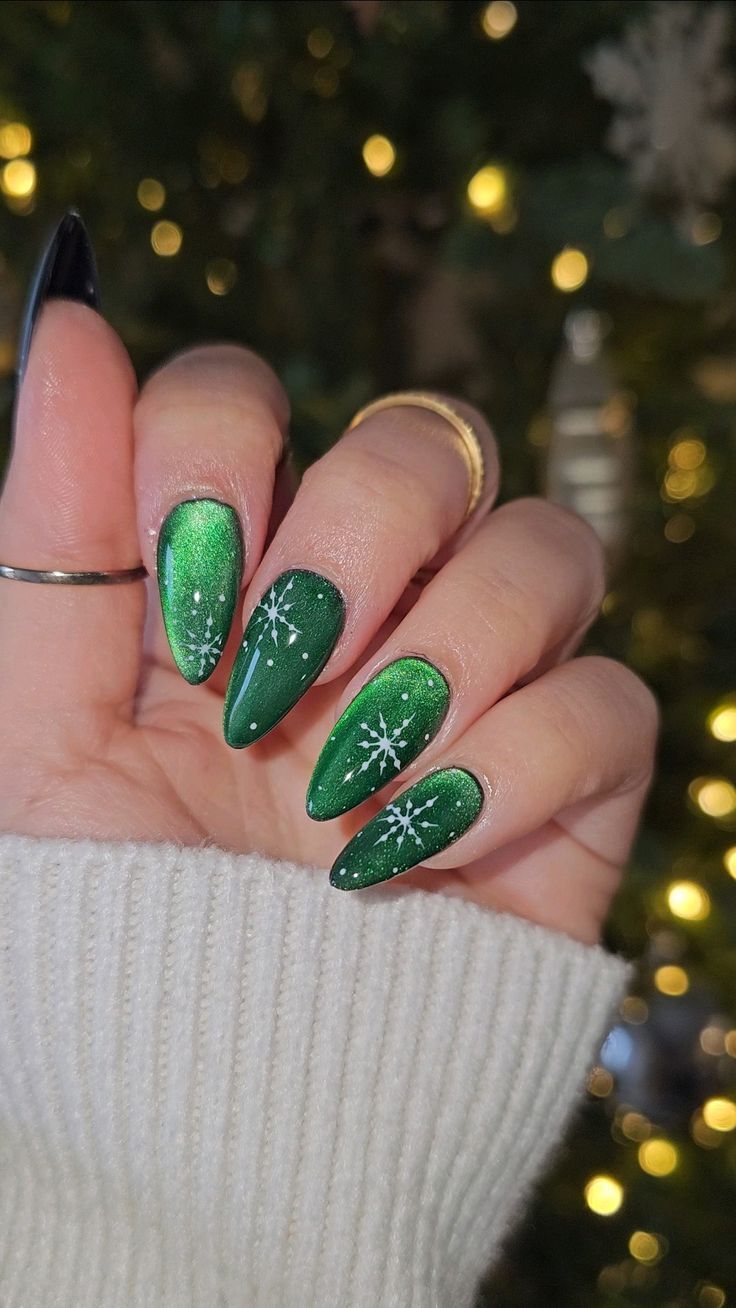 τασεις χριστουγεννα νυχια