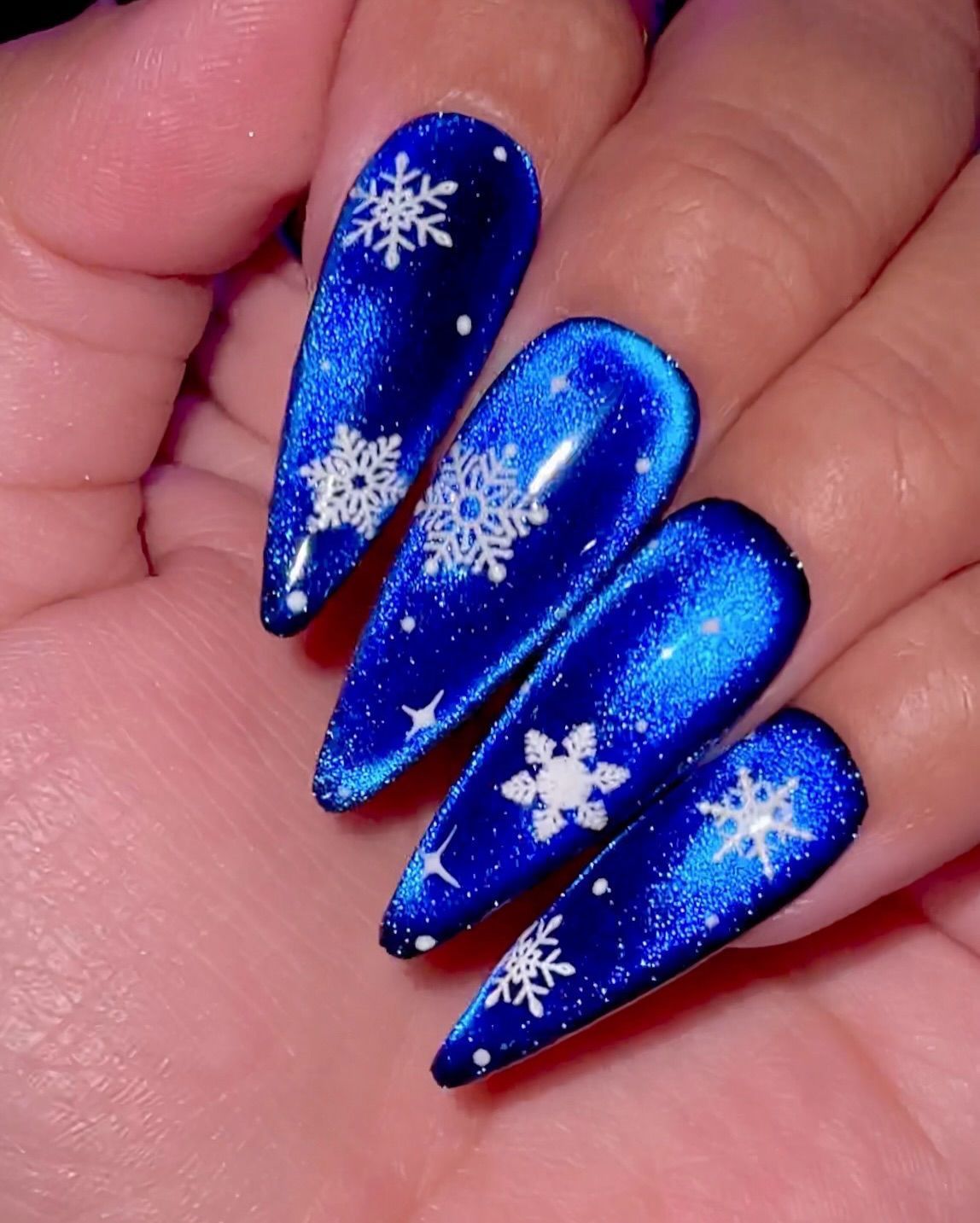 τασεις χριστουγεννα νυχια