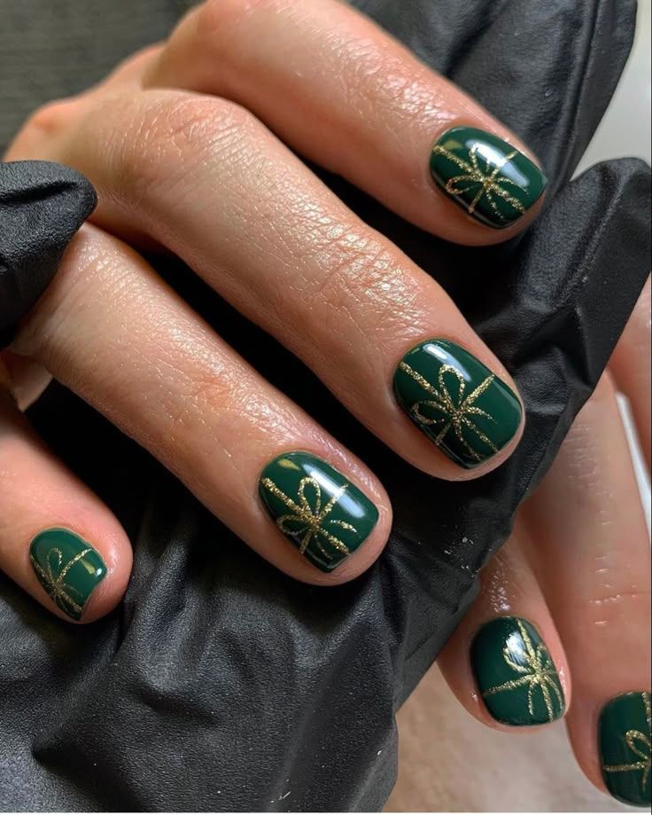 τασεις χριστουγεννα νυχια